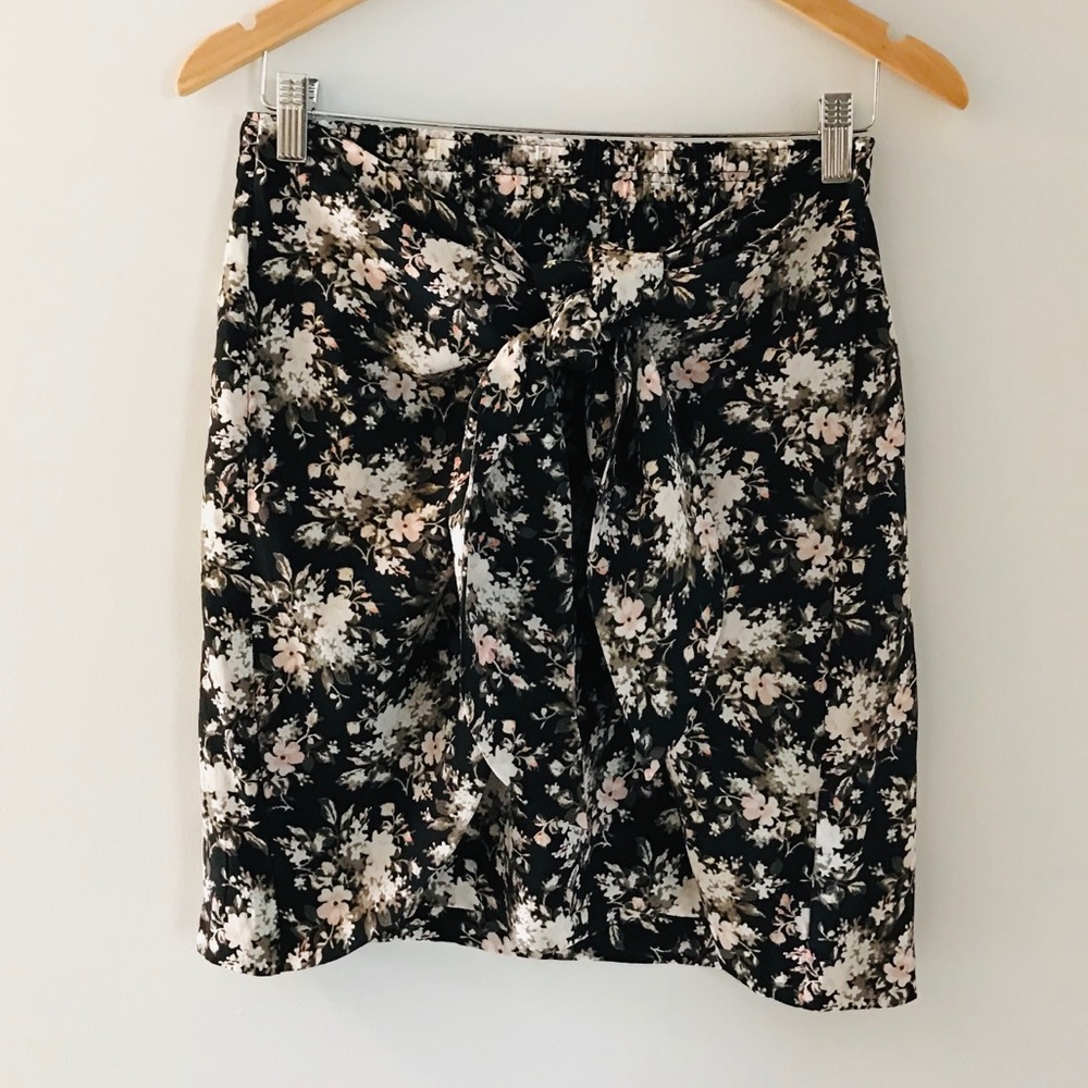 Club Monaco Floral Skirt